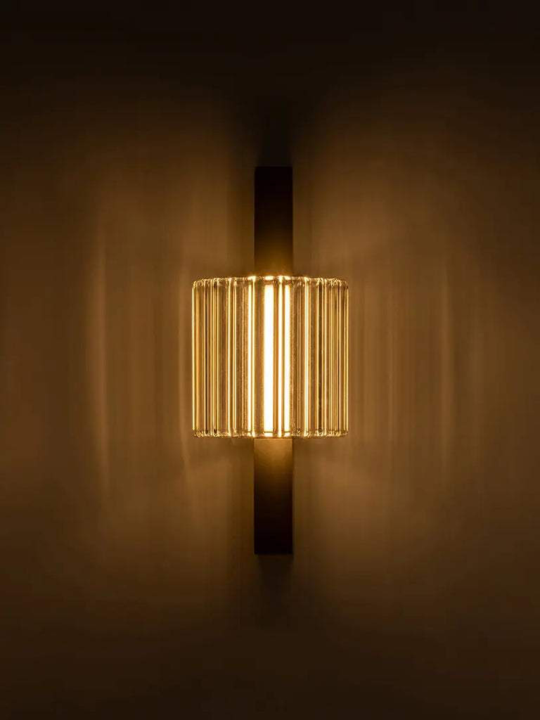 Column 250 Wall Lamp